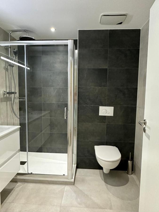 E1 Presidential Studios On High Floor With Stunning Sea Views Gibraltar Eksteriør bilde