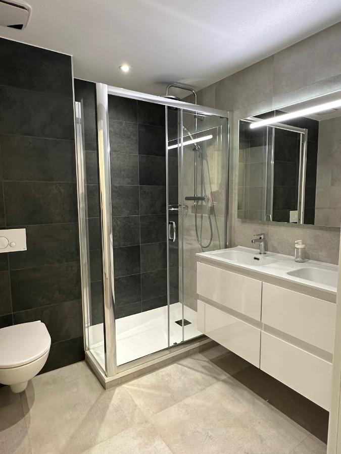 E1 Presidential Studios On High Floor With Stunning Sea Views Gibraltar Eksteriør bilde